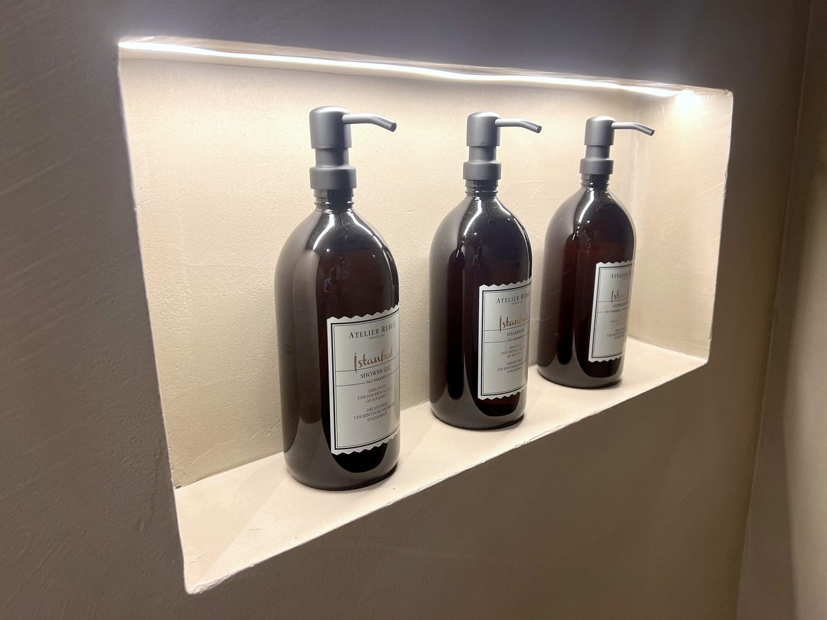 De Villaine Atelier Rebul badkamer-amenities — romantisch hotel Wetteren